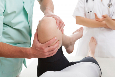Durerile articulare la copii: cauze frecvente, diagnostic &amp; tratament