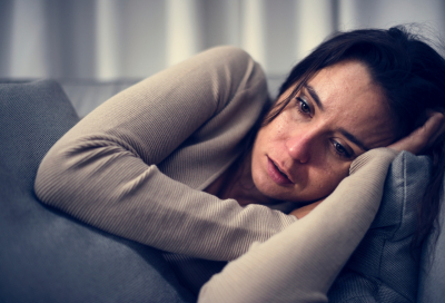 Depresia la adolescenți. Ce o cauzează și cum o gestionezi