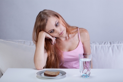 Anorexia nervoasa la adolescenti